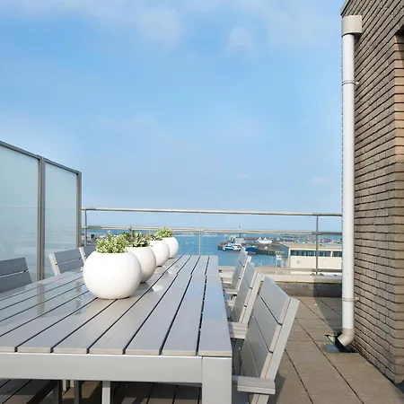 Bizstay Harbour Iii Scheveningen Den Haag