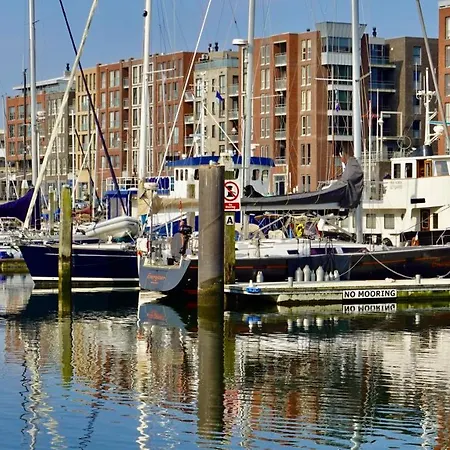 Bizstay Harbour Iii Scheveningen * 海牙